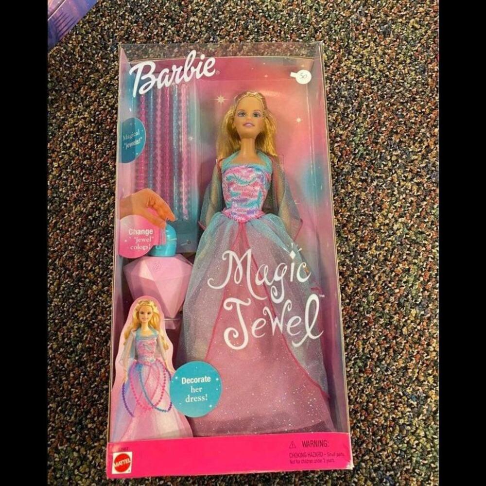 Magic jewel Barbie‎